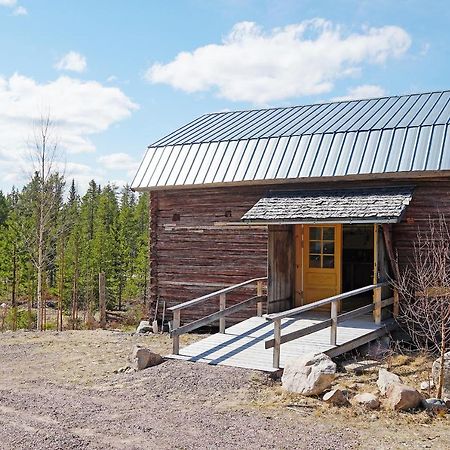 Mittjas Vallen Timber Lodge & Cabins Edsbyn Екстериор снимка